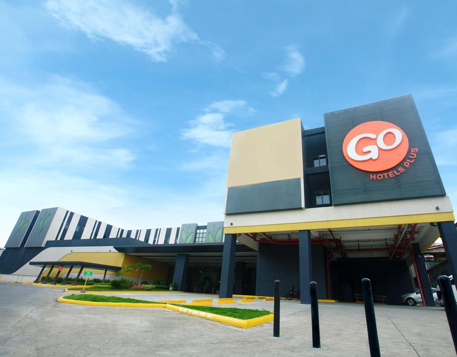 Go Hotels Plus Tuguegarao Exterior photo